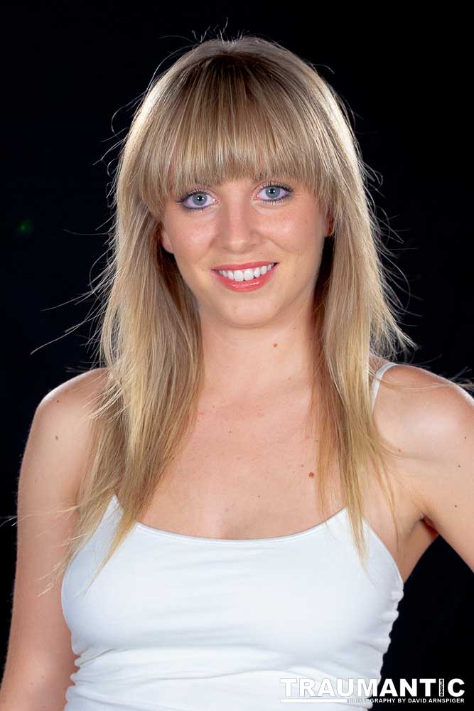 I met T'Lane through a session I shot for a friend of hers on Manhattan Beach. She was absolutely gorgeous and I was thrilled that she agreed to shoot with me.